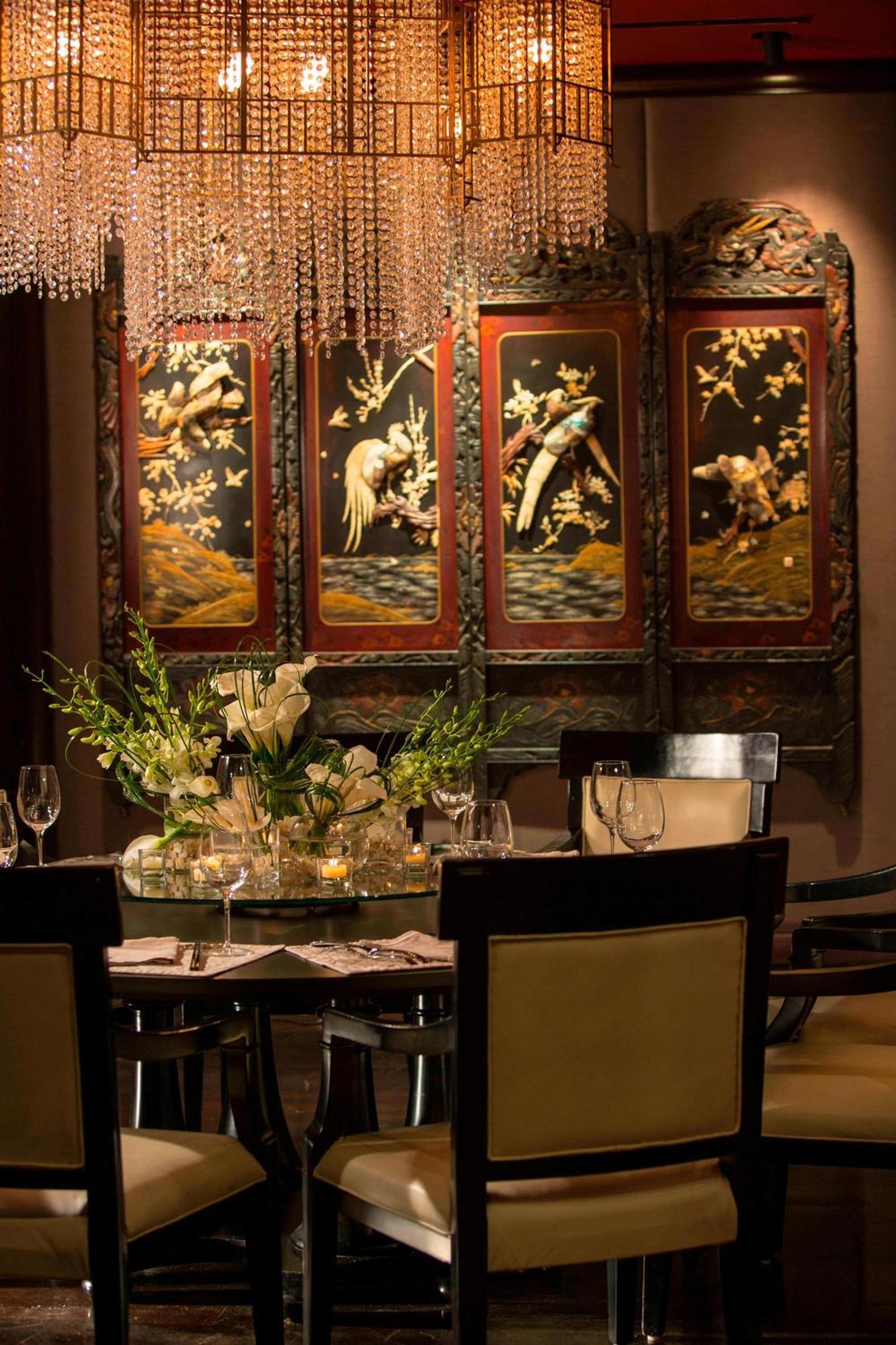 ルネッサンス カイロ ミラージュ シティ ホテル エクステリア 写真 Interior of the restaurant
