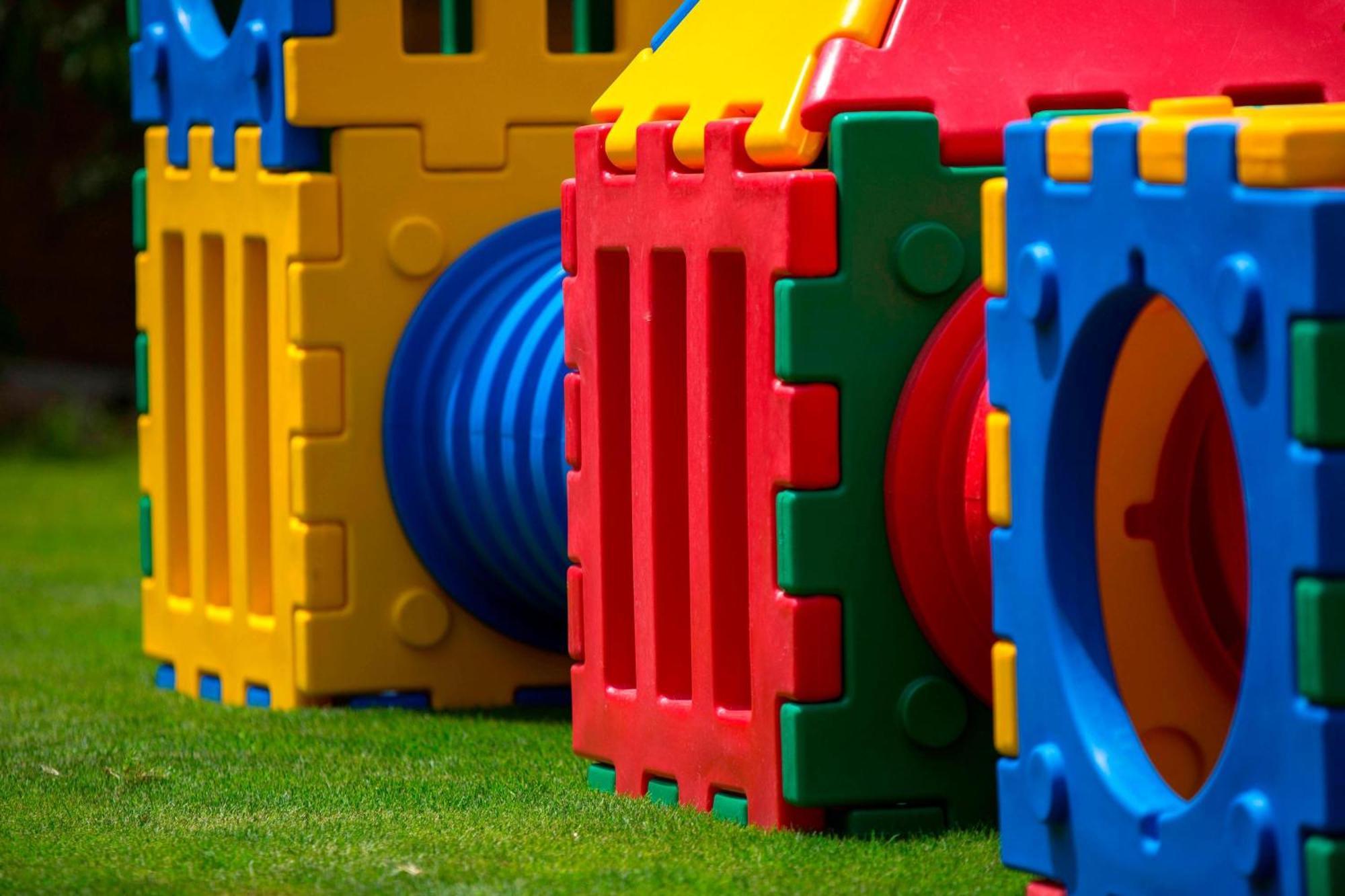 ルネッサンス カイロ ミラージュ シティ ホテル エクステリア 写真 Playground equipment
